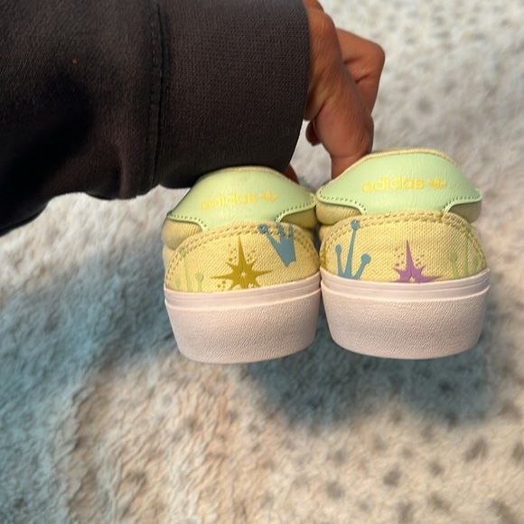 Adidas slip ons princess shoes - Picture 6 of 8